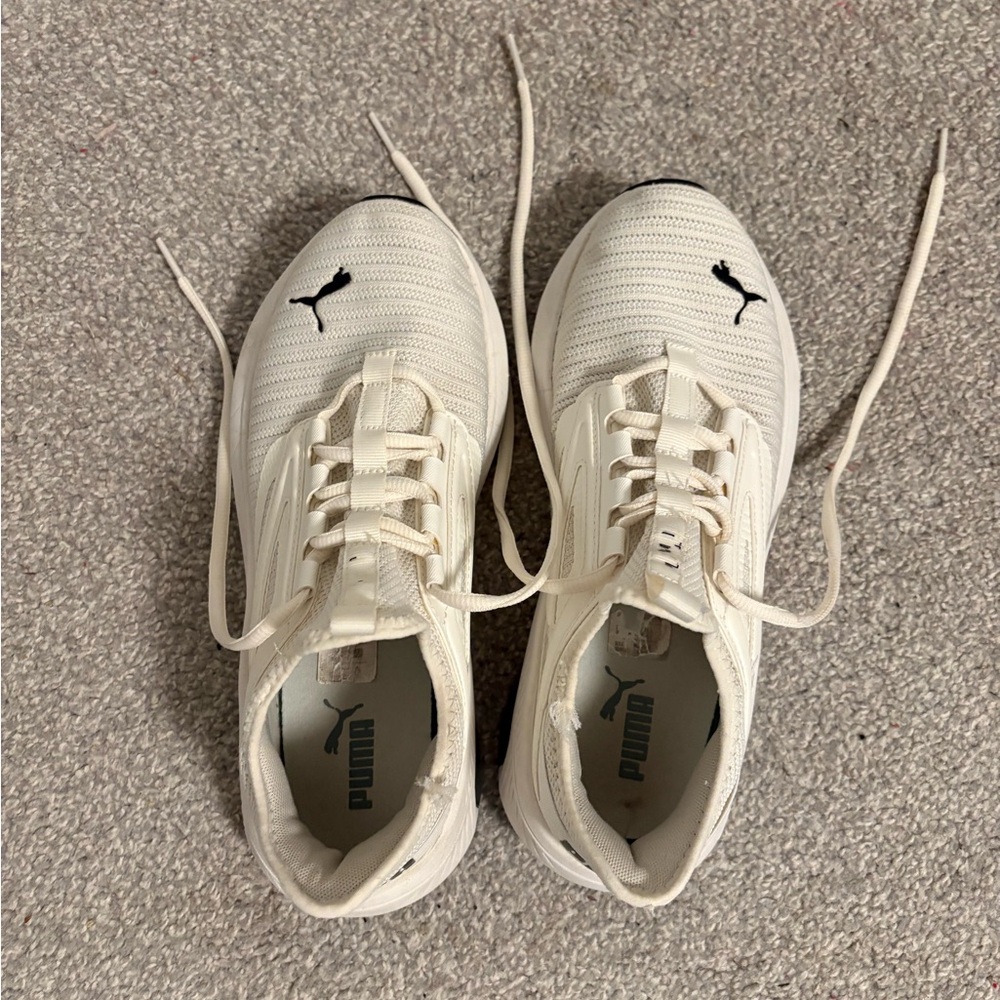 Puma Cream Sneakers
